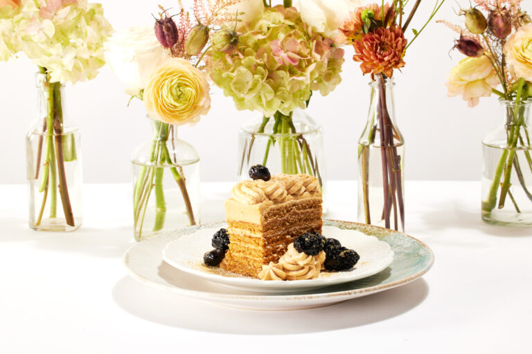 Custom Cakes & Pastry