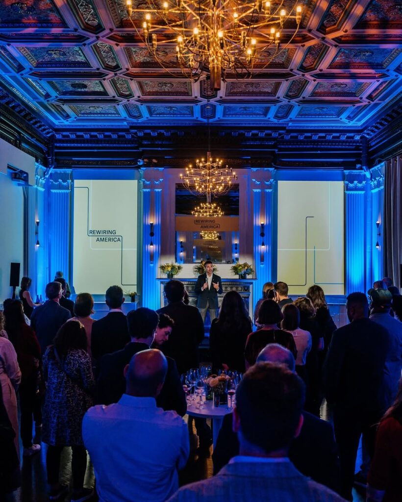 Glasshouse on the Park: Main Room